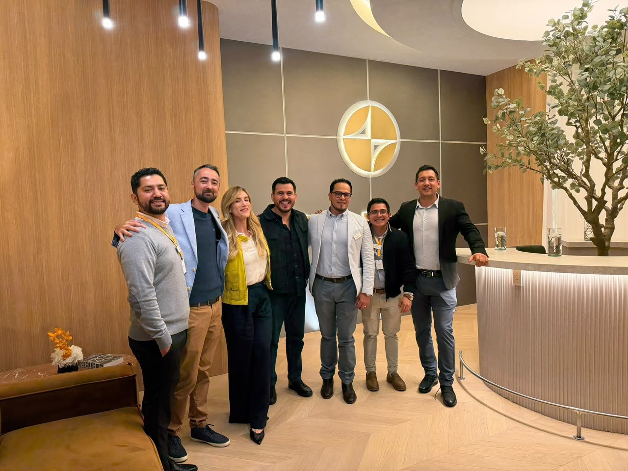 Hunter Douglas México showroom Viva Persianas